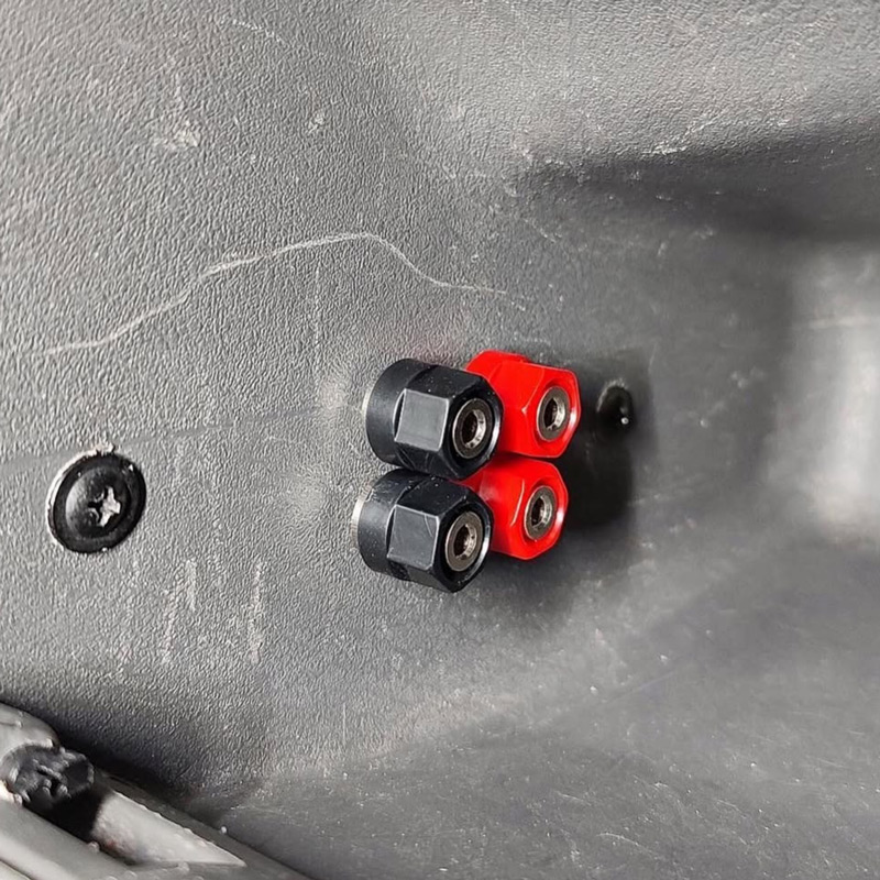 Lautsprecher-Schnellanschlüsse